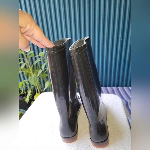 Rubber rain  boots Size 8 - Picture 3 of 8